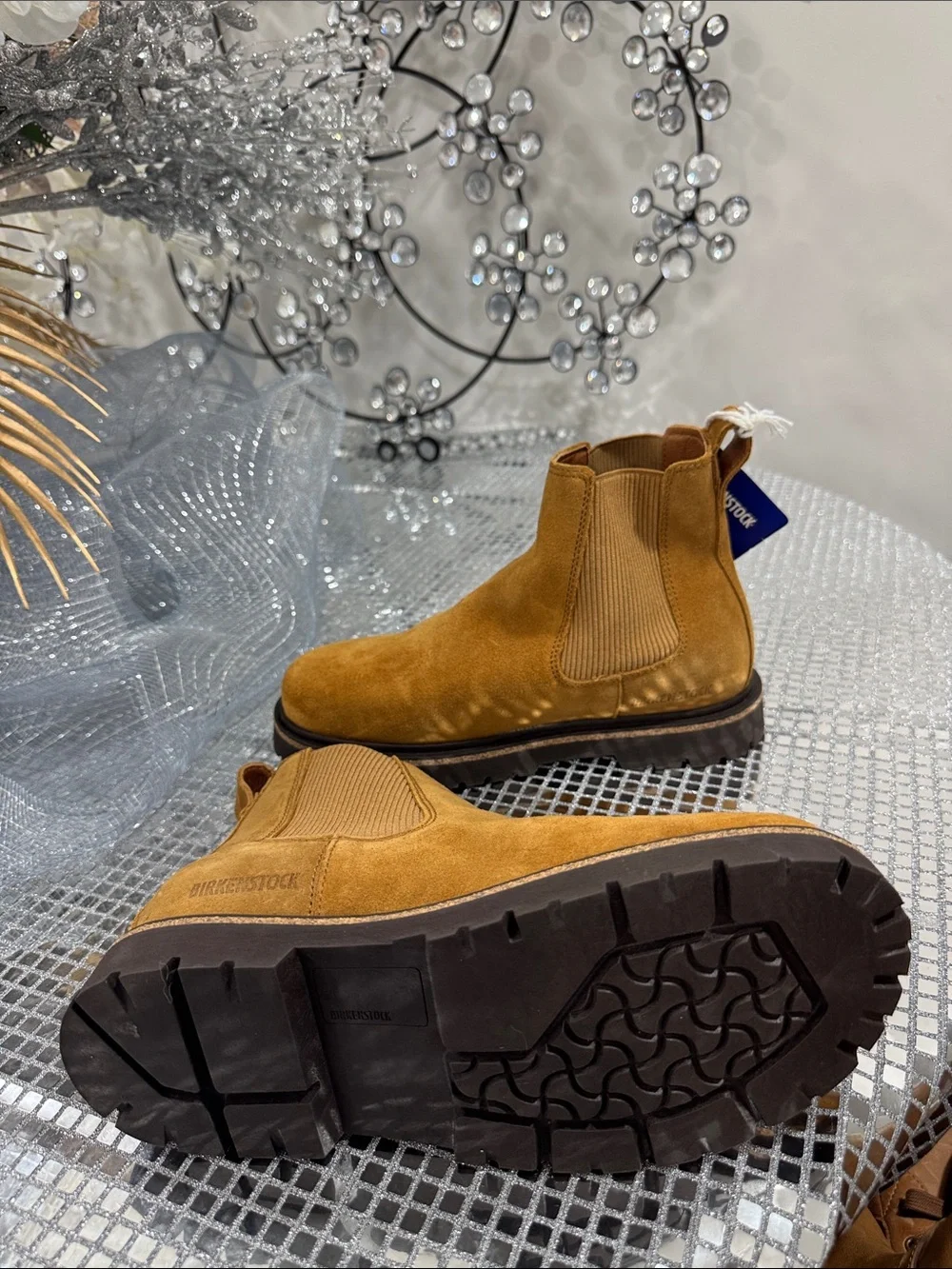 Birkenstock suede chukka